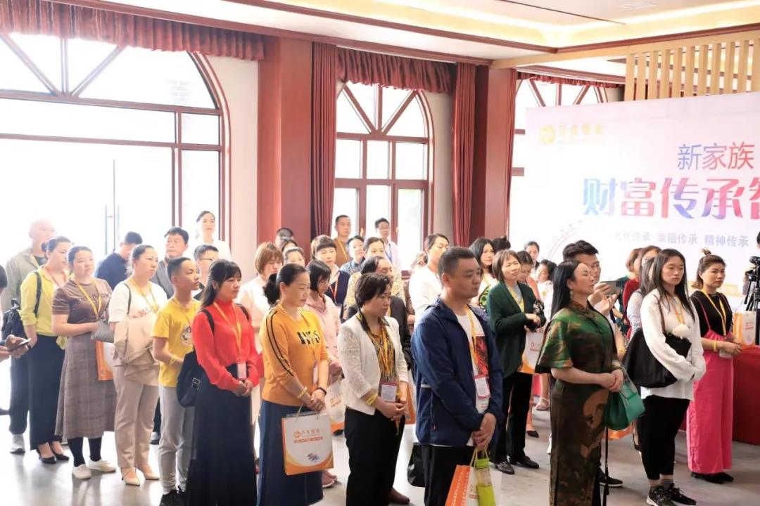 喜訊丨萬(wàn)合恒業(yè)創(chuàng)研實(shí)訓(xùn)基地在湘都生態(tài)園正式揭牌落成！